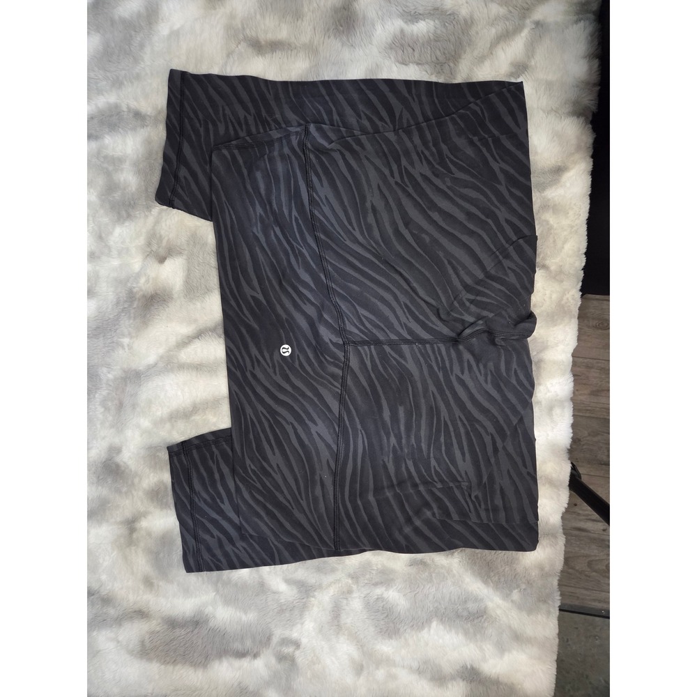 Lululemon Align High-Rise Pant with Pockets 25 Le Tigre Camo Deep Coal Multi 18 - Picture 3 of 4